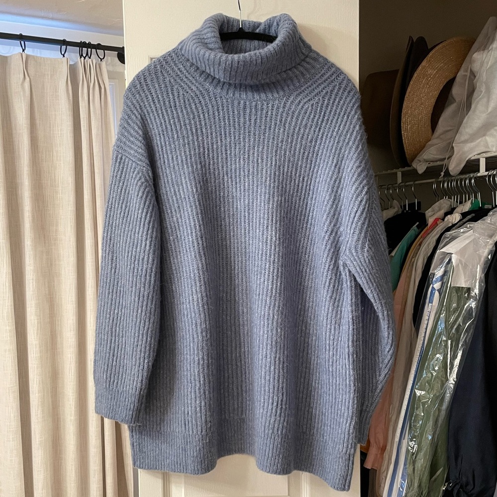 EUC Lou & Grey Sweater